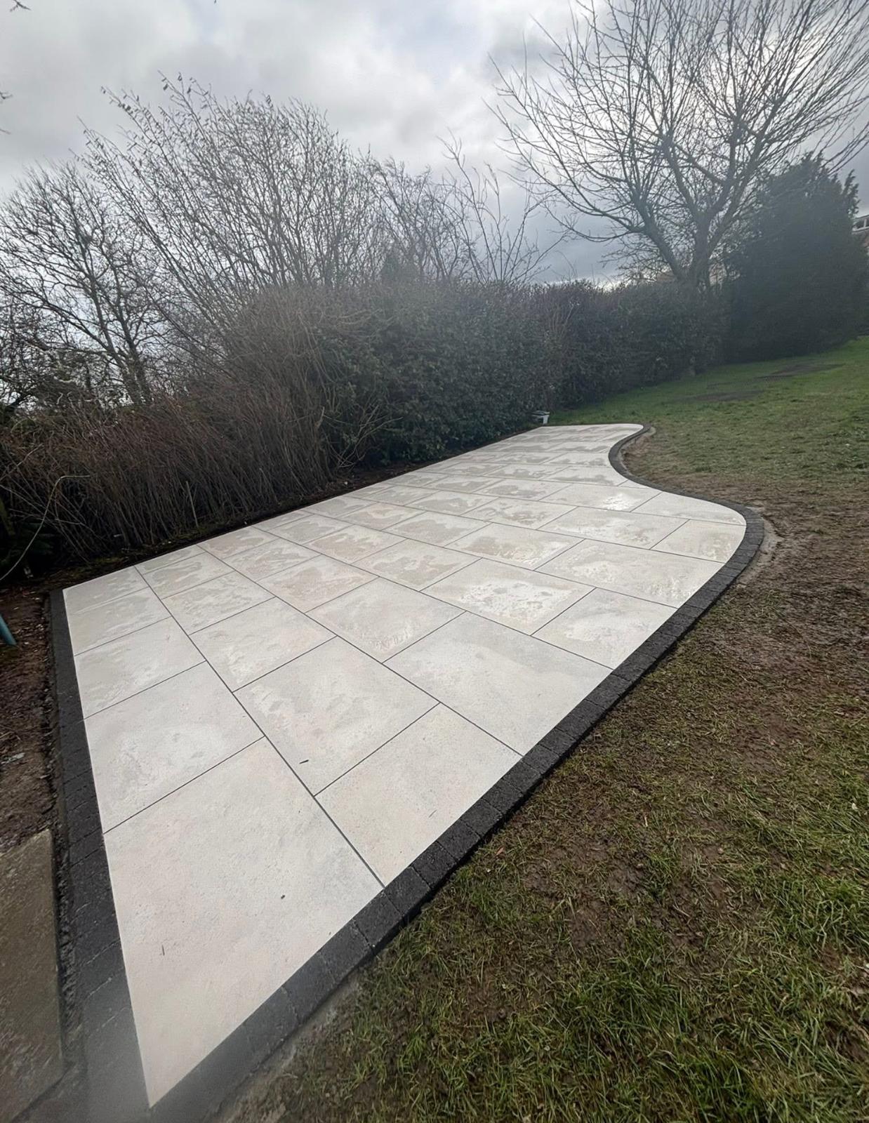 Porcelain driveway path — Altrincham